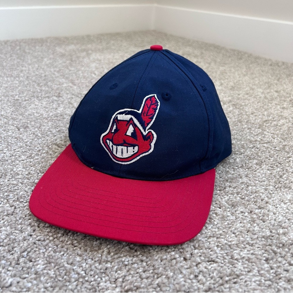 Vintage Cleveland Indians Chief Wahoo Hat Twins Enterprise NWT MLB Navy Red